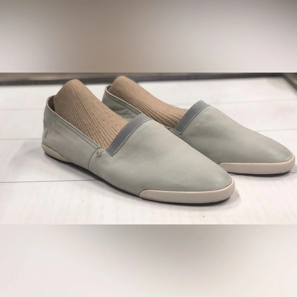 Frye "Melanie" Nubuck Leather‎ Slip on Shoes Womens Size 11 EUC Pale Blue/Gray - Picture 1 of 10